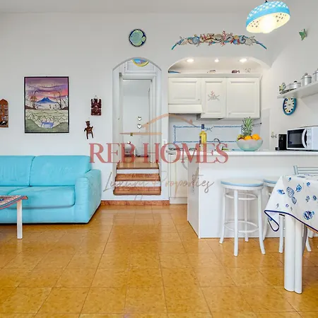 Apartment Marineledda Il Gelsomino Marinella (Sardinia)
